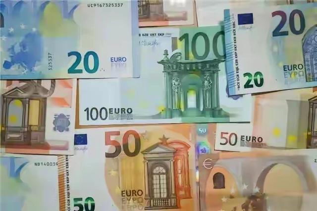 世界货币支付排名更新：美元近50%！欧元拿下20%,人民币表现如何?（外汇交易所货币资讯）